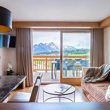 4 Pieces Aux Saisies Avec Et Parking, 8 Personnes - Fr-1-810-8 Apartment *